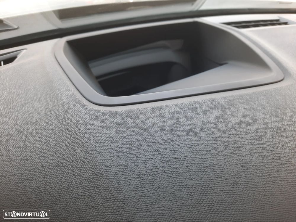 Citroën C5 X 1.6 Hybrid Shine e-EAT8 - 21