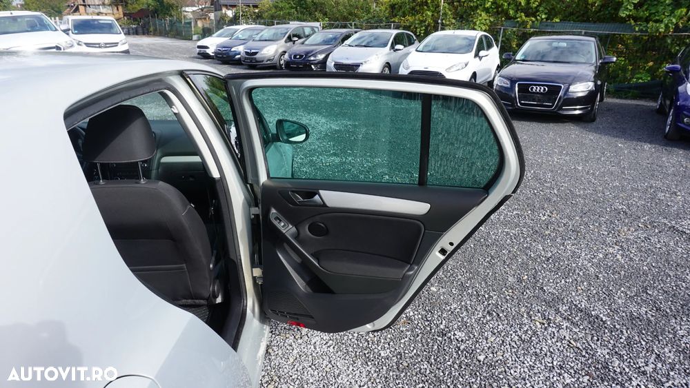 Volkswagen Golf 1.2 TSI BlueMotion Technology MATCH - 11