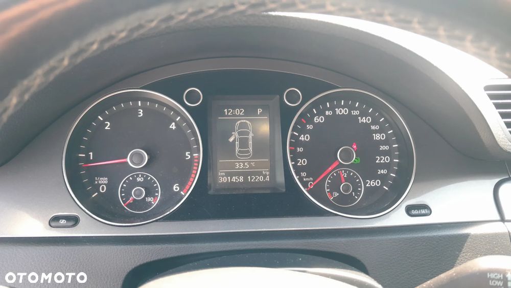 Volkswagen Passat 2.0 TDI DPF Comfortline DSG - 12
