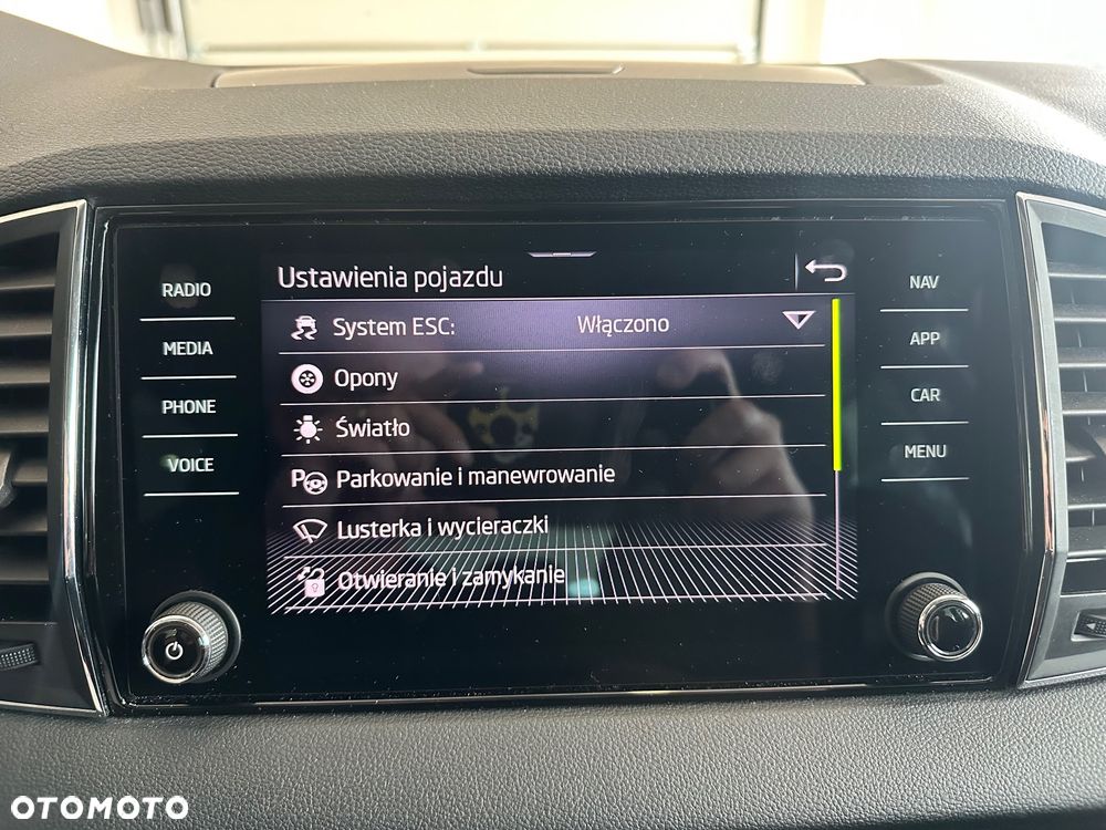 Skoda Karoq 1.5 TSI ACT Ambition DSG - 25