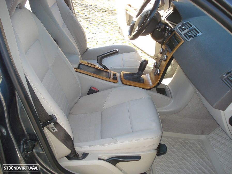 Volvo V50 1.6 D Nível 2 - 23