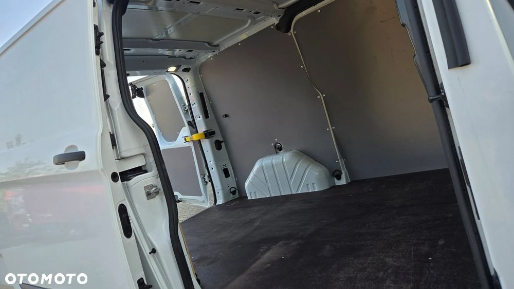 Ford transit custom - 24