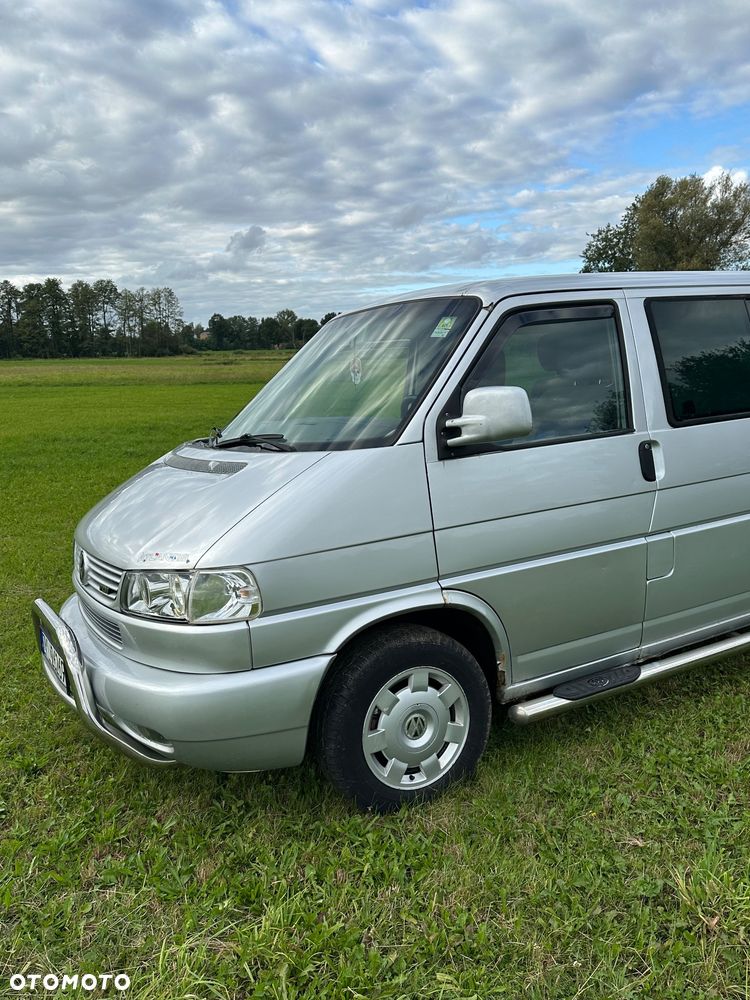 Volkswagen Multivan - 28
