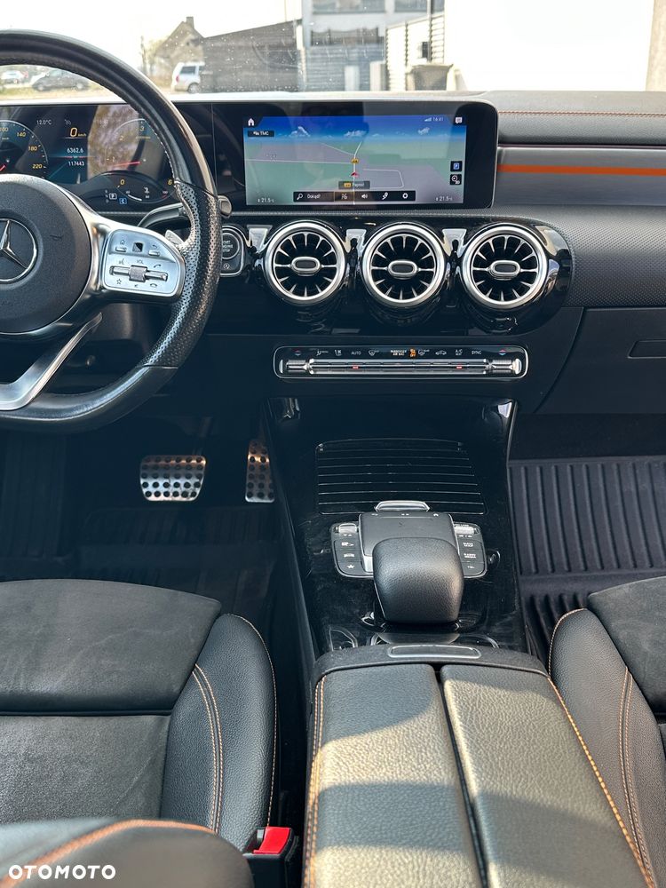 Mercedes-Benz CLA 200 d 8G-DCT Edition 1 - 16