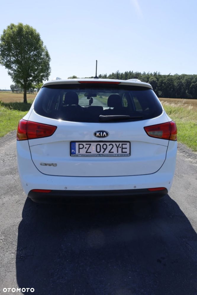 Kia Ceed - 16