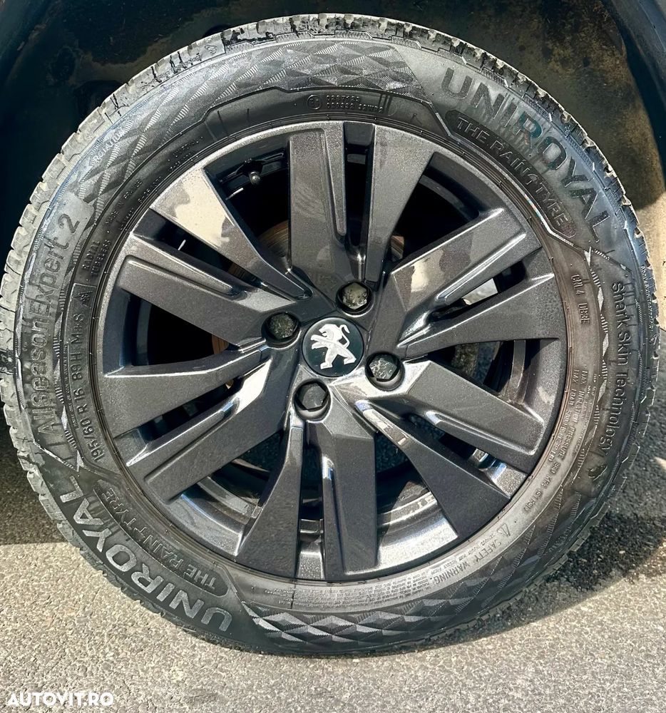 Peugeot 2008 - 16