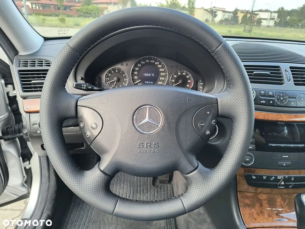 Mercedes-Benz Klasa E 200 Kompressor T Elegance - 18