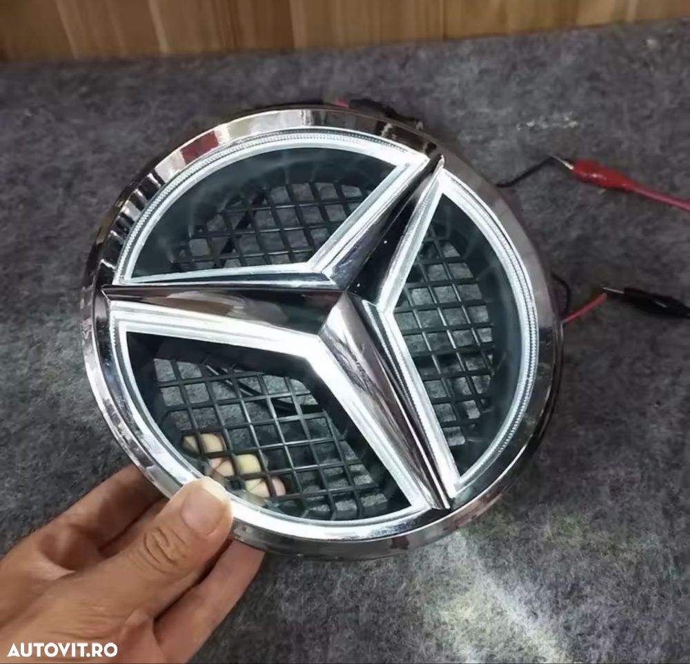 Emblema Sigla Logo Grila Radiator Stema Mercedes C Class W204 2008-2014 C Classe - 2