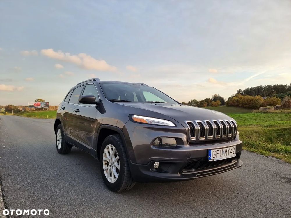 Jeep Cherokee - 10