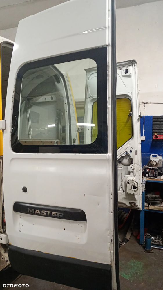 F.VAT KOMPLETNE UZBROJONE DRZWI TYLNE LEWE H2 Z SZYBĄ Renault Master III MOVANO B SZYBA DRZWI TYLNYCH - 1