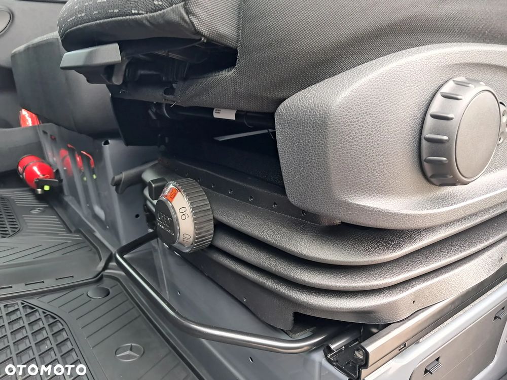 Mercedes-Benz Sprinter 317 CDI Furgon PRO długi 4325 mm L3H2 - 19