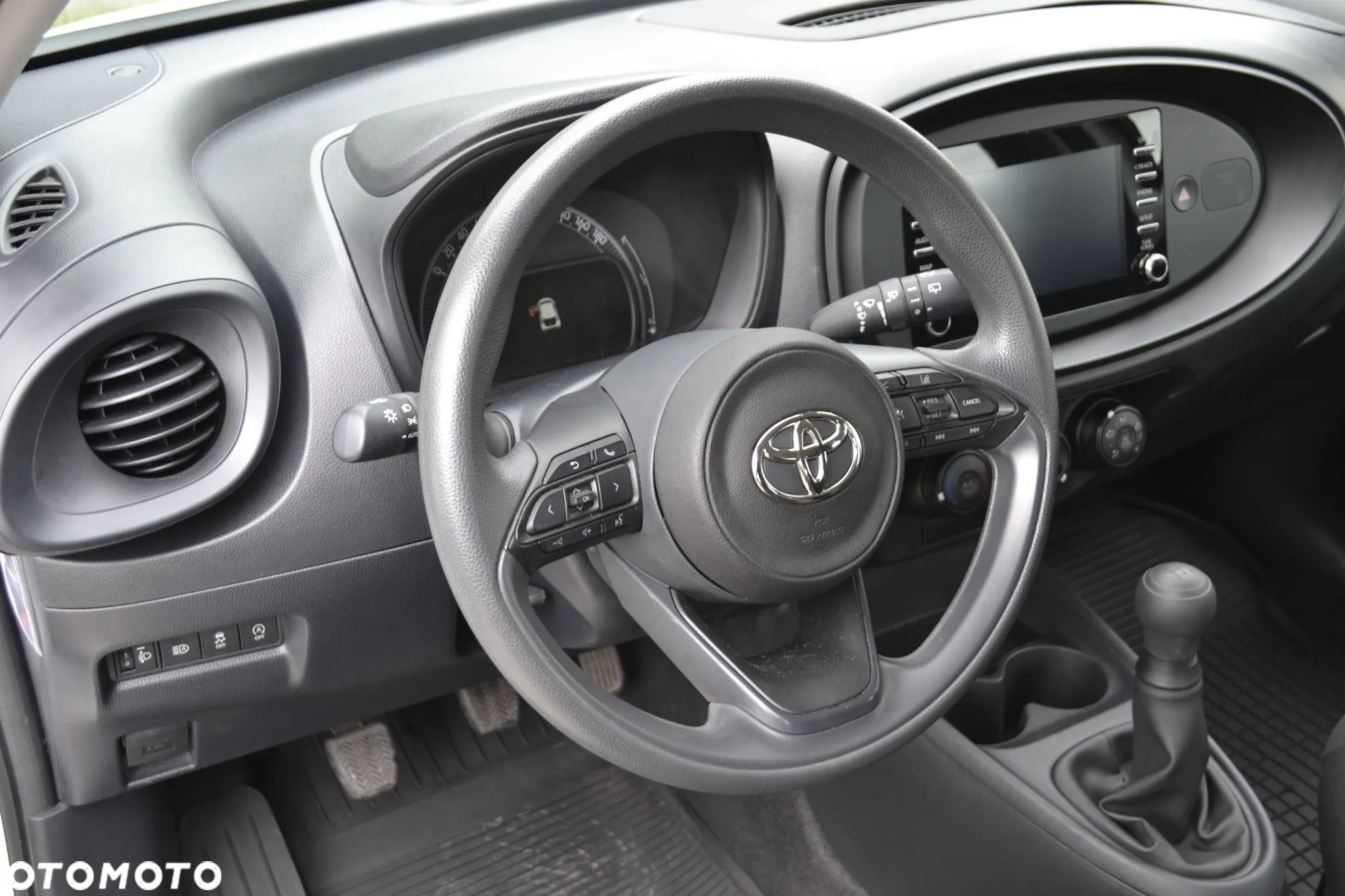 Toyota Aygo X 1.0 VVT-i Active - 24