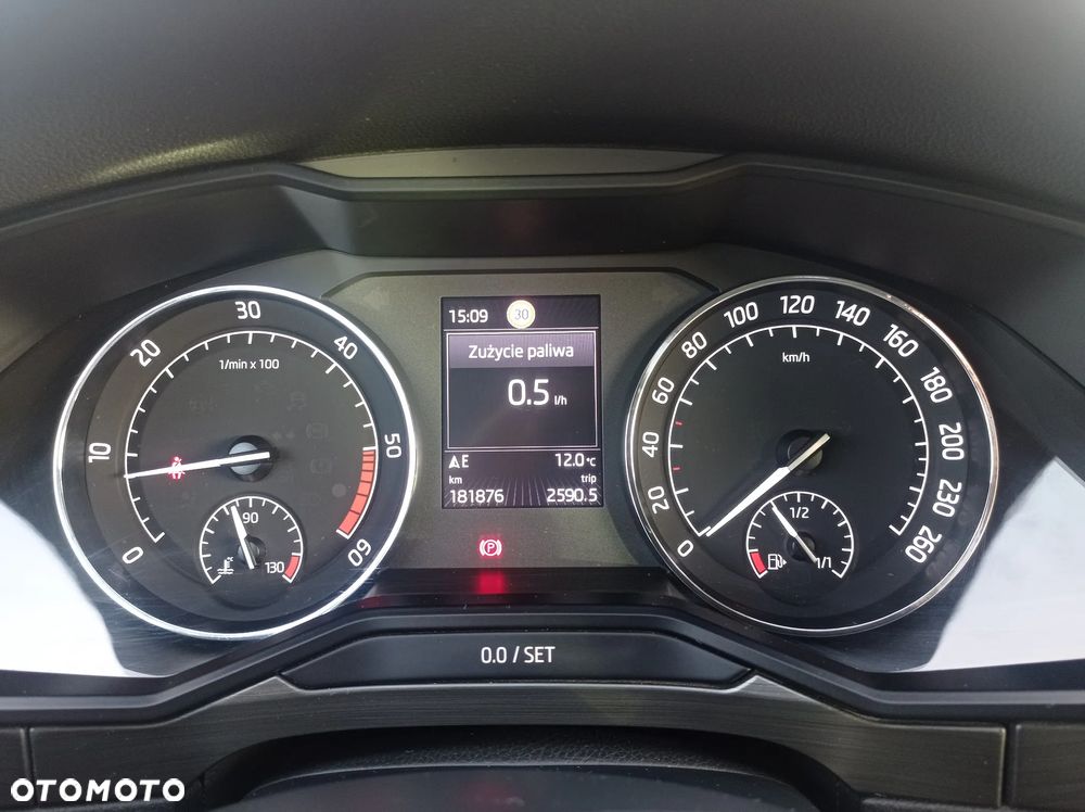 Skoda Superb 2.0 TDI Style - 20