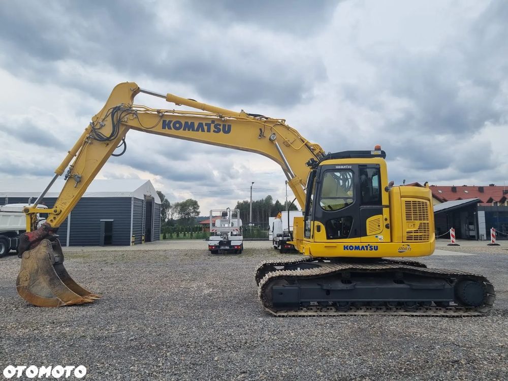 Komatsu PC228 US Compact 24 Tony 8 250 Mth - 3
