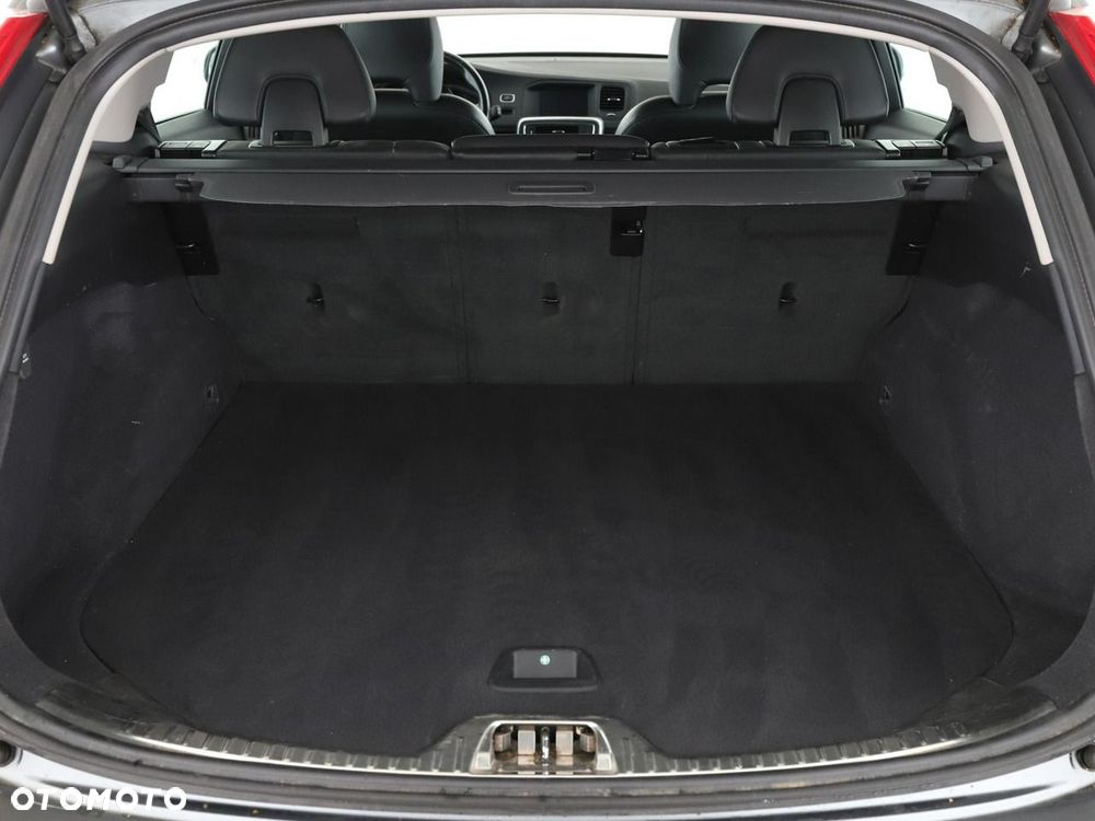 Volvo V60 D2 Summum - 21