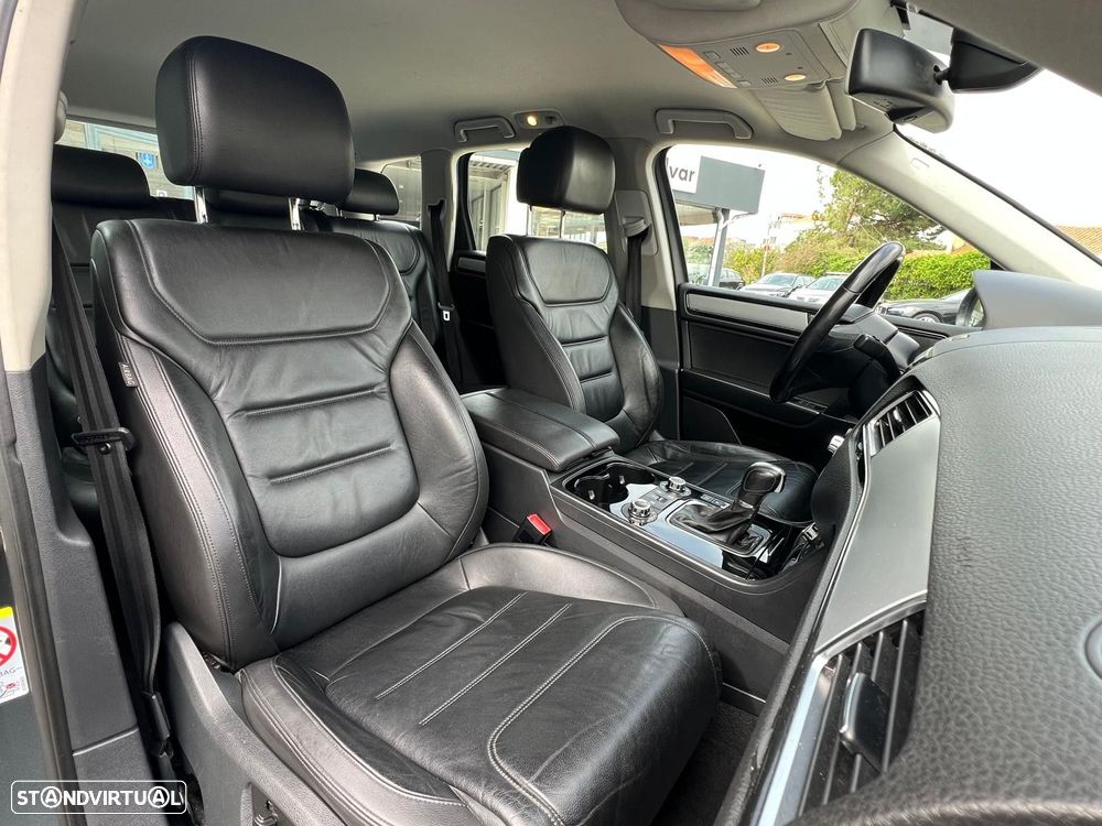 VW Touareg 3.0 TDI V6 Tiptronic - 10