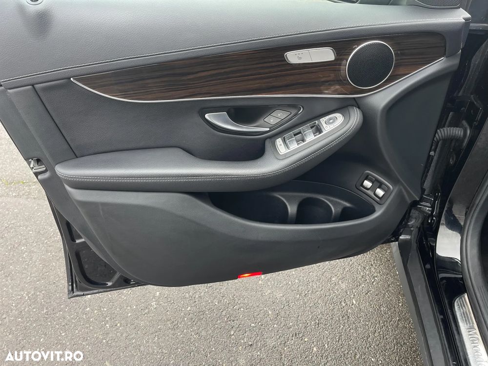 Mercedes-Benz GLC - 10