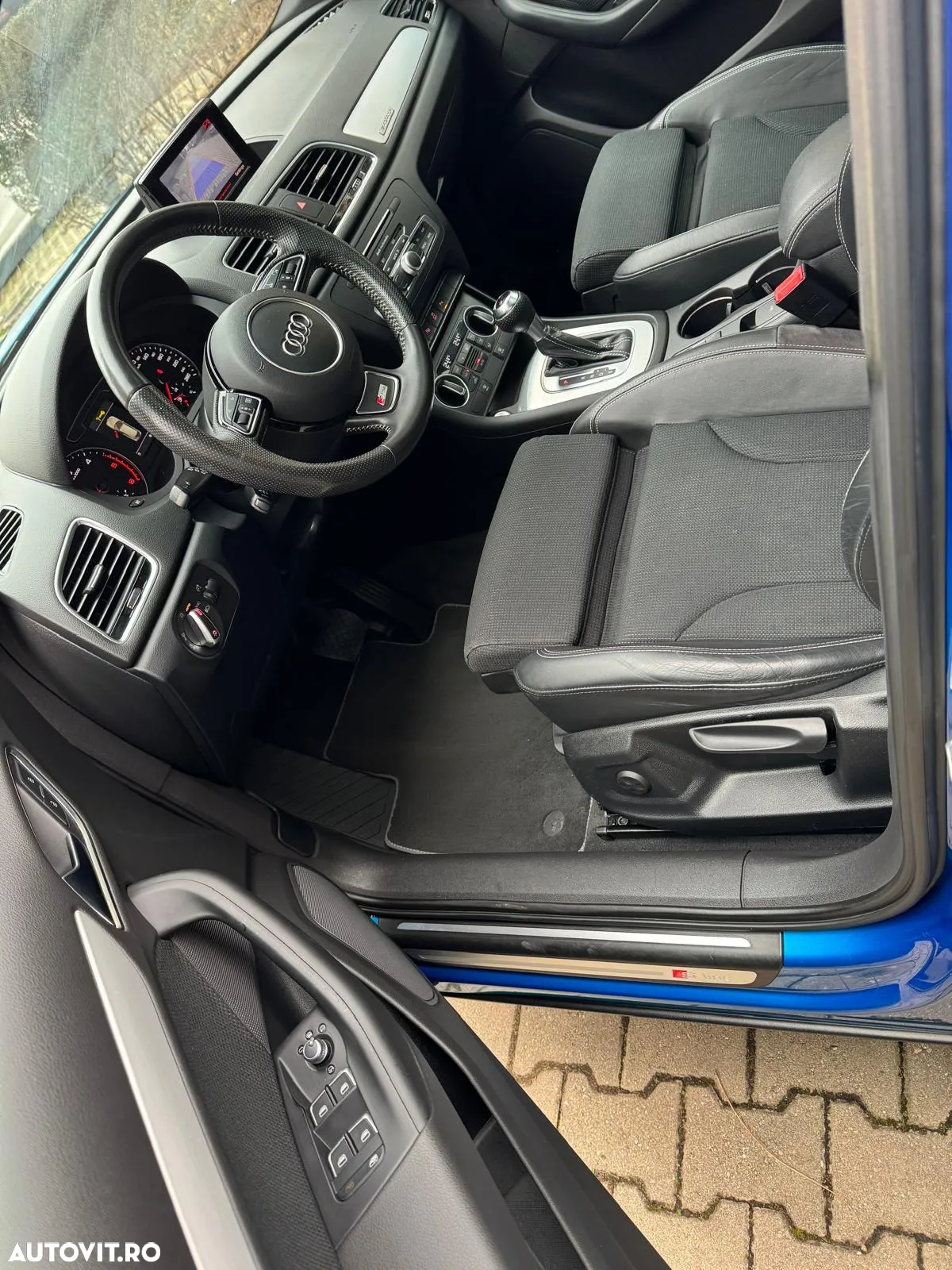 Audi Q3 2.0 TDI Quattro S tronic sport - 13