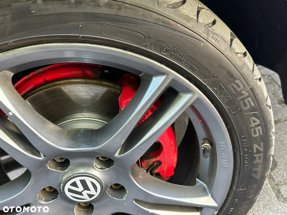 Volkswagen Touran 1.9 TDI DPF DSG Trendline - 14