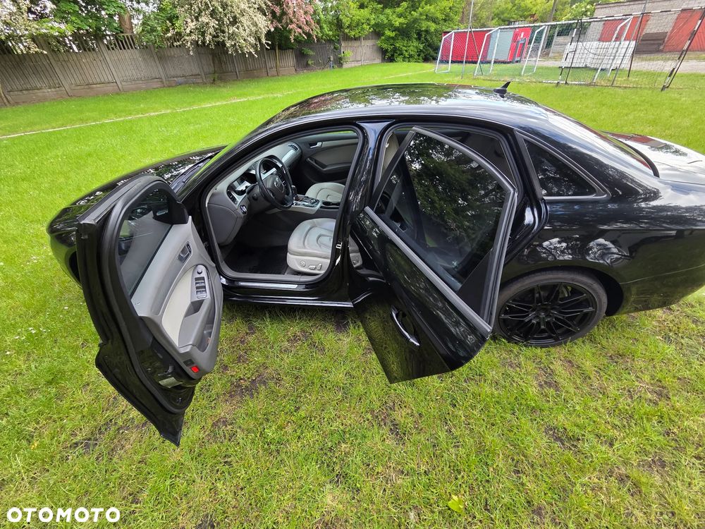 Audi A4 Limousine - 6