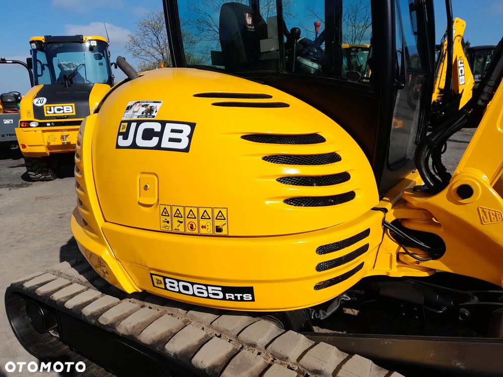 JCB 8065 RTS - 17