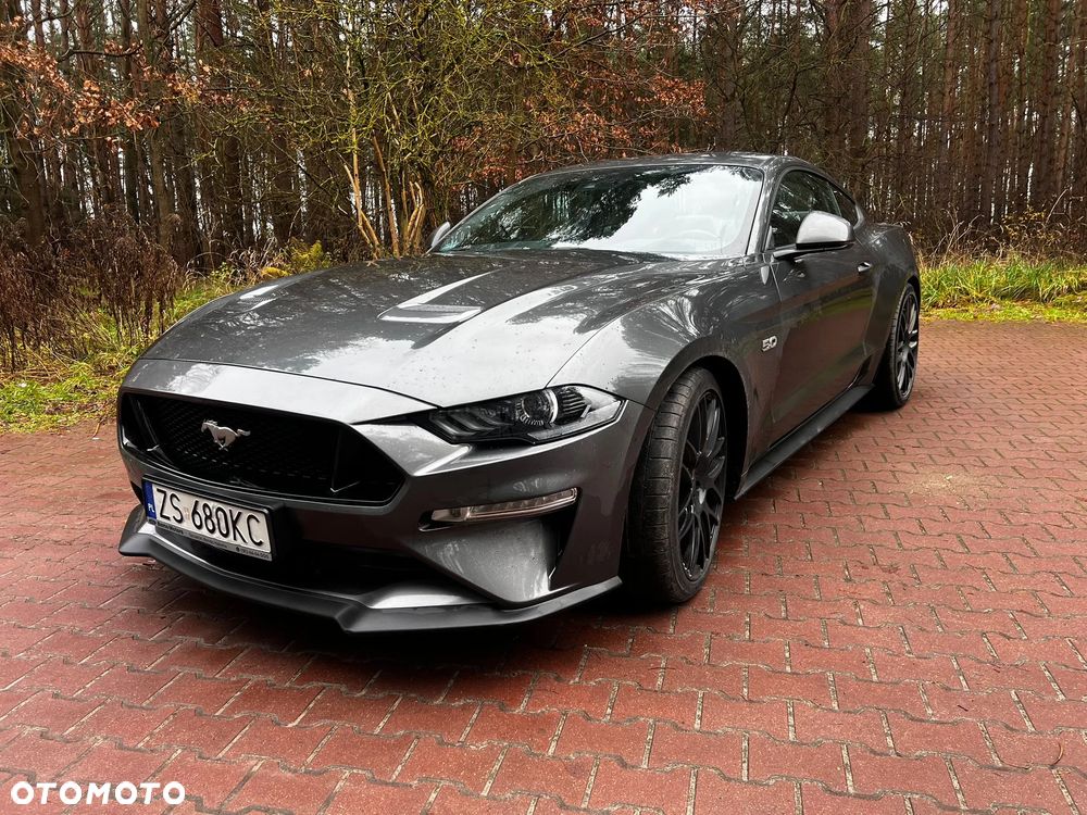 Ford Mustang - 1