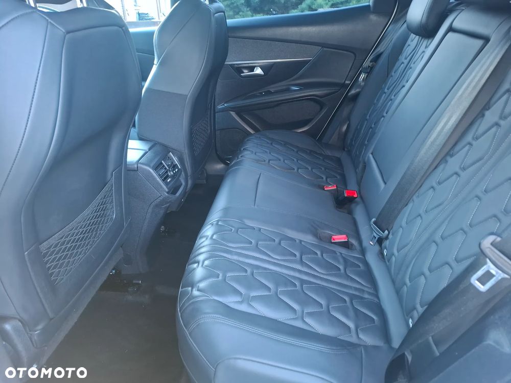 Peugeot 3008 1.6 PureTech Hybrid PHEV Allure Pack S&S EAT8 - 9
