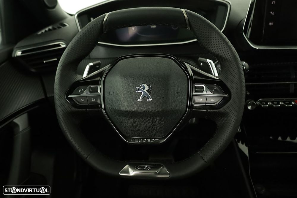 Peugeot 2008 1.2 PureTech GT EAT8 - 15
