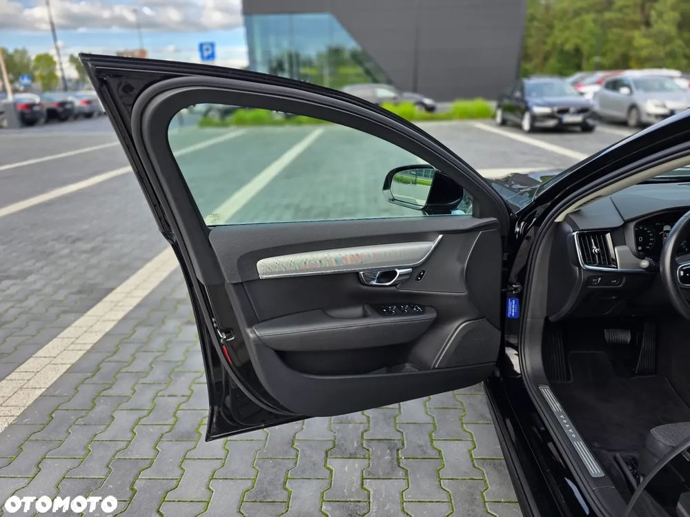 Volvo S90 T4 Momentum Pro - 16