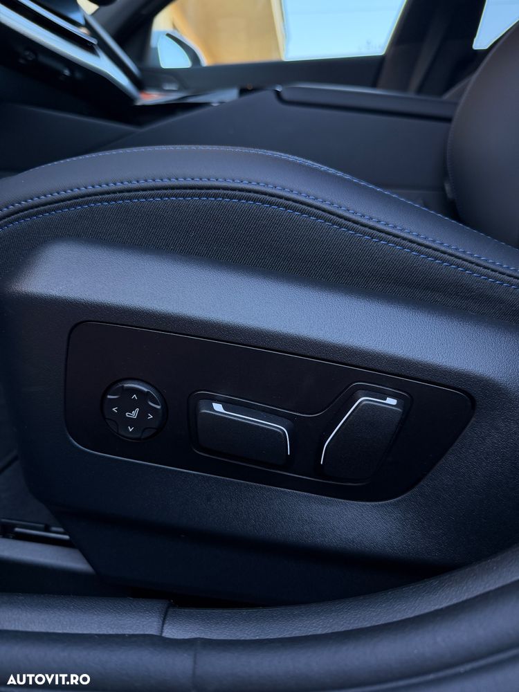 BMW Seria 5 520i Aut. - 31