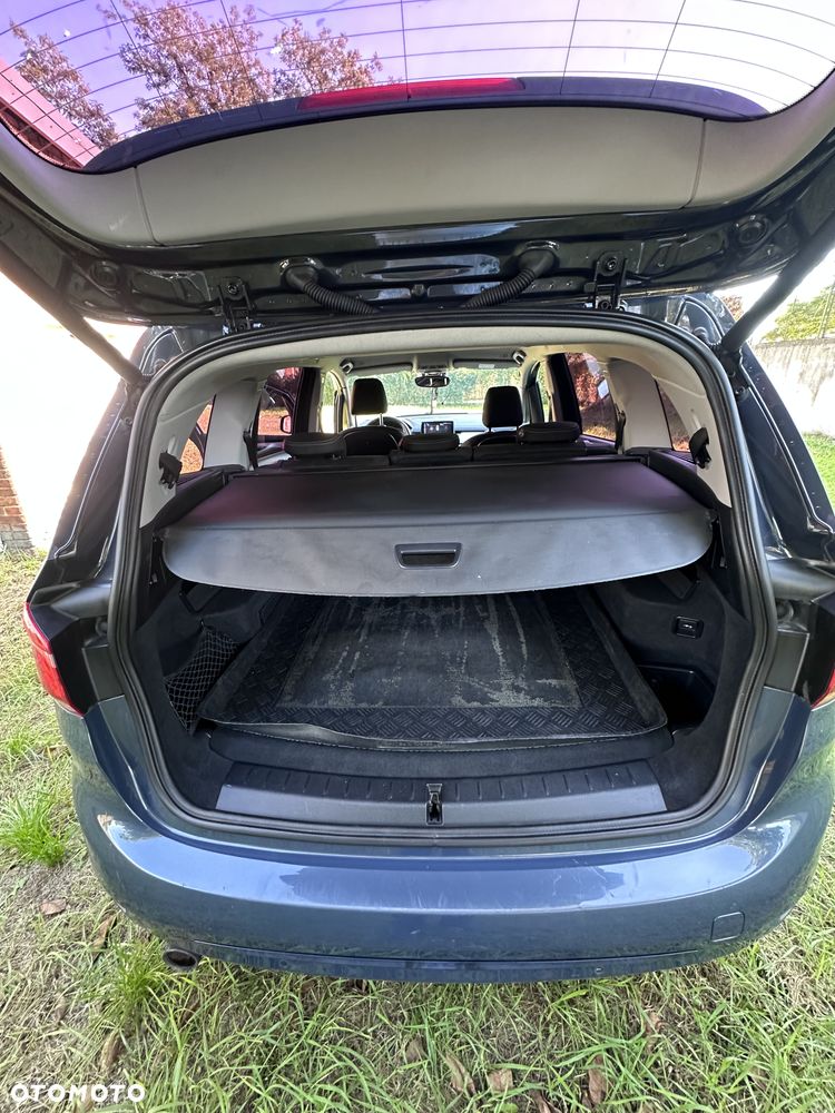 BMW Seria 2 218d Sport Line - 21