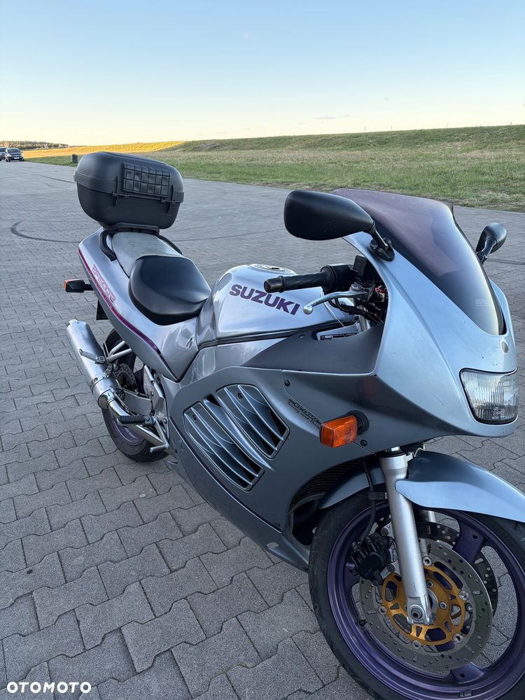 Suzuki RF - 1