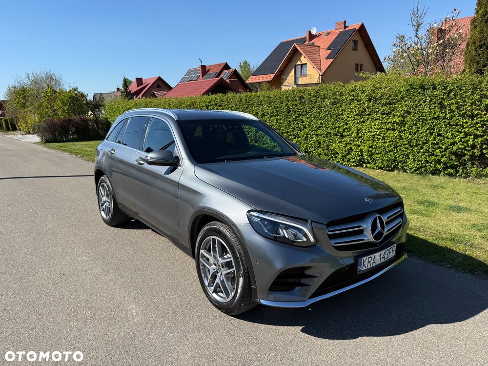 Mercedes-Benz GLC 220 d 4Matic 9G-TRONIC AMG Line - 3