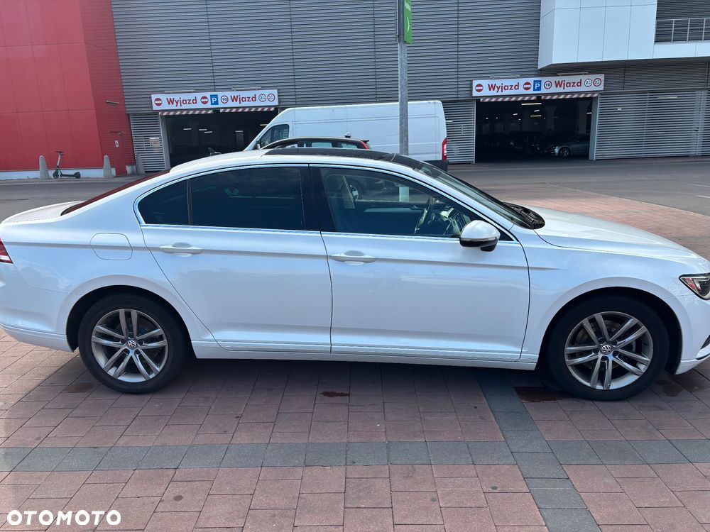 Volkswagen Passat - 6
