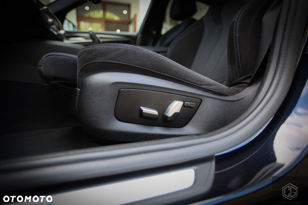 BMW Seria 5 520d MHEV M Sport sport - 36