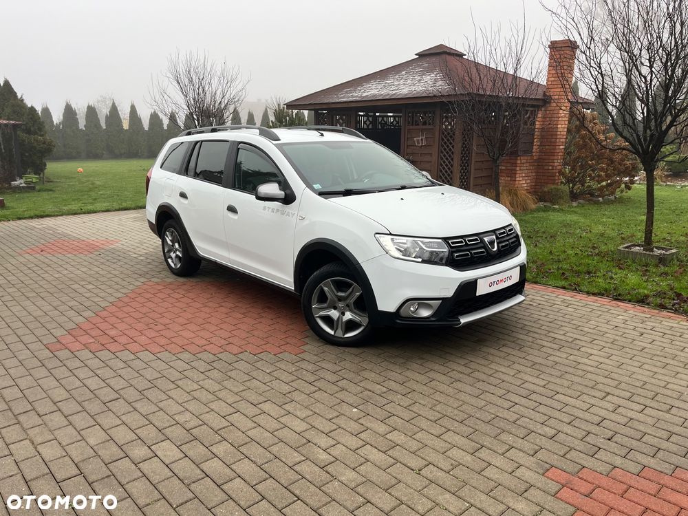 Dacia Logan dCi 90 S&S Stepway Celebration - 7