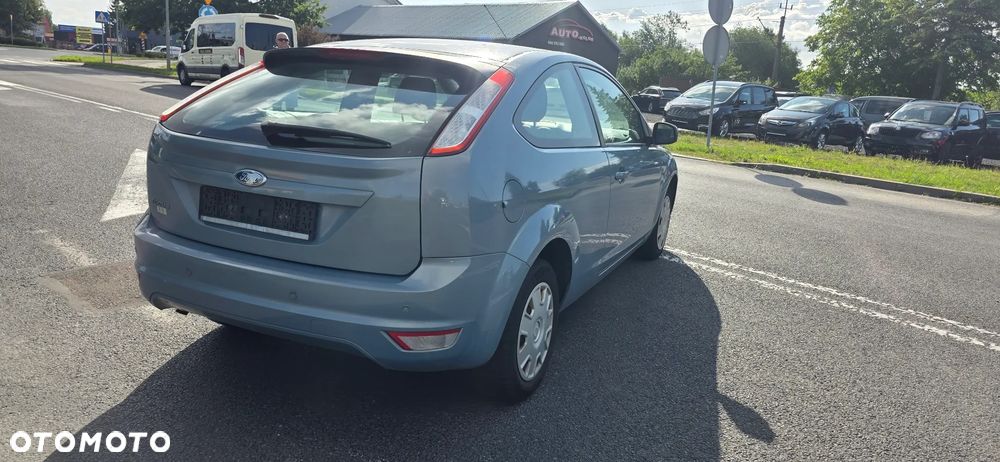 Ford Focus 1.6 16V Style - 15