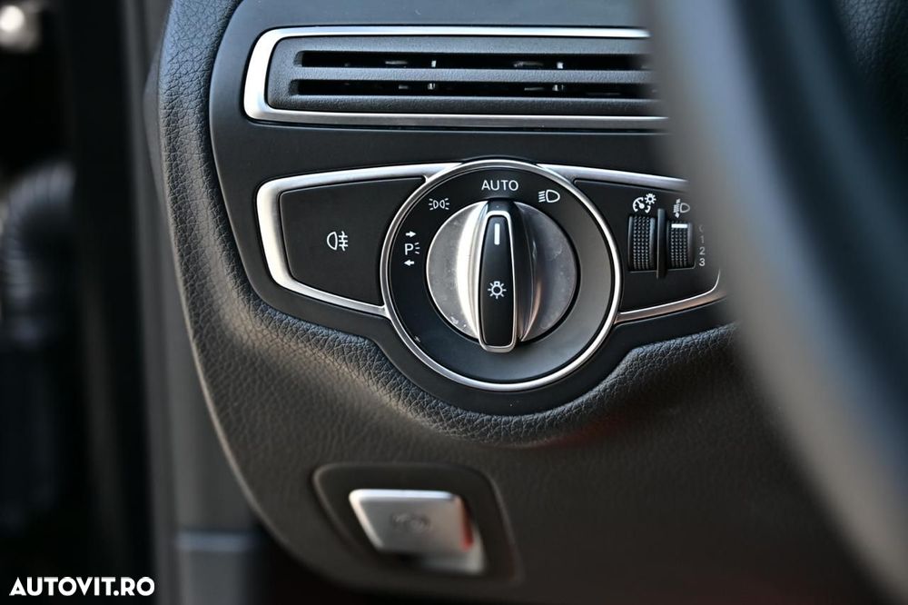 Mercedes-Benz C - 29