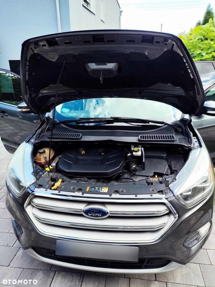 Ford Escape 2.0 EcoBoost AWD Titanium - 5