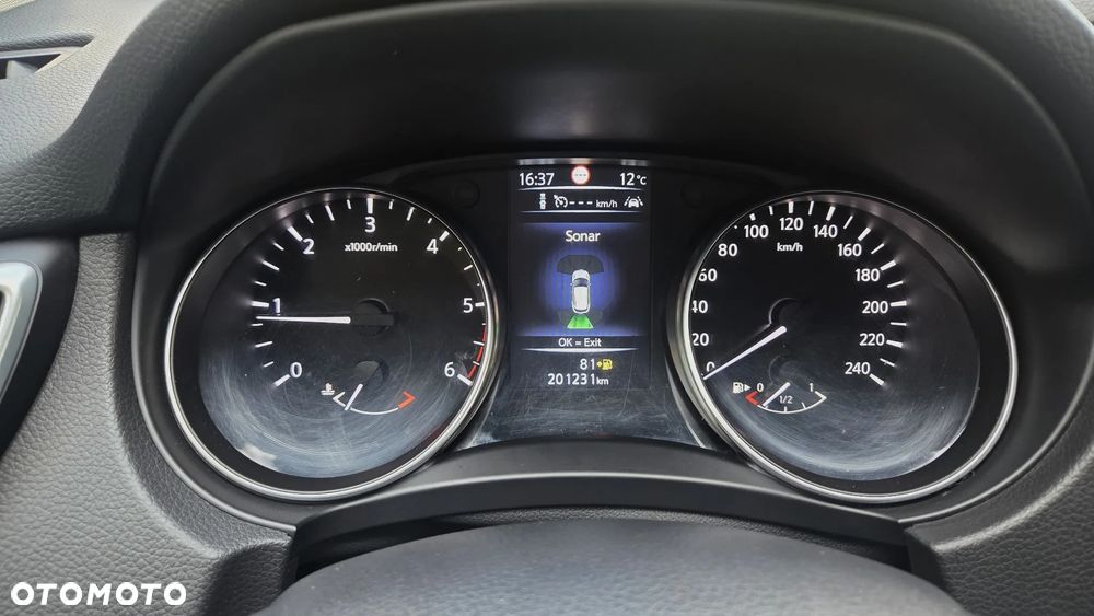 Nissan Qashqai 1.6 DCi N-Tec - 14