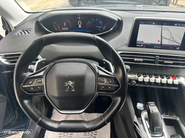 Peugeot 5008 1.5 BlueHDi Allure Pack EAT8 - 8