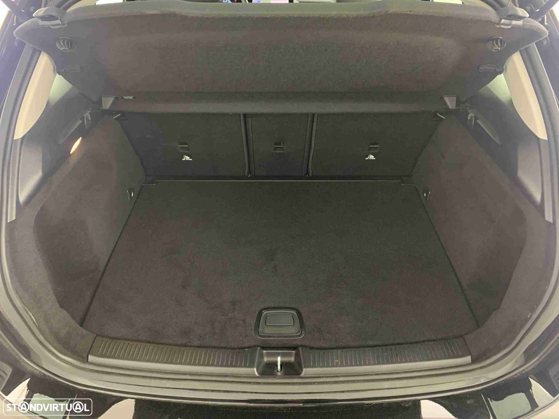 Mercedes-Benz B 180 d - 14