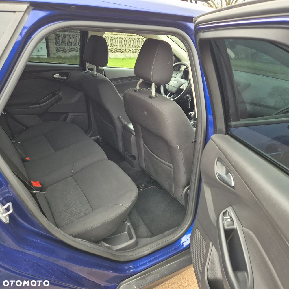 Ford Focus 1.5 TDCi SYNC Edition - 21