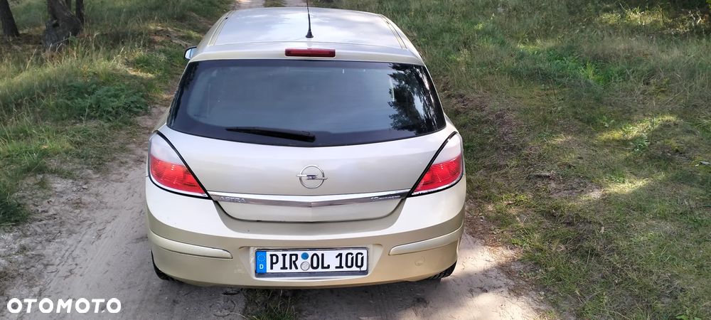 Opel Astra 1.6 16V Dream - 25