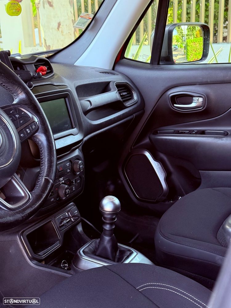 Jeep Renegade 1.0 T Limited - 13