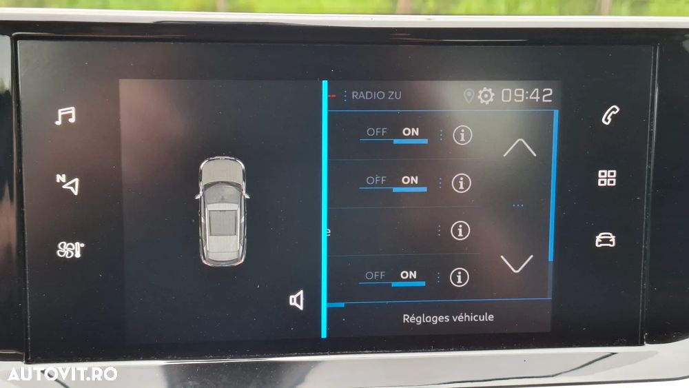 Peugeot 2008 1.2 L PureTech STT Active - 17