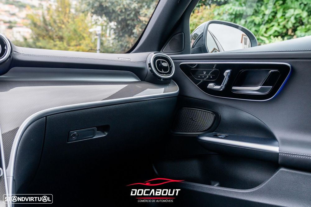 Mercedes-Benz C 300 d AMG Line - 15