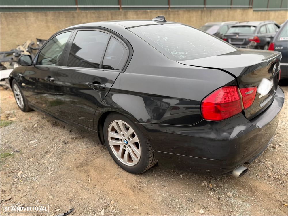BMW Serie 3 E90 De 2011 para Peças - 3