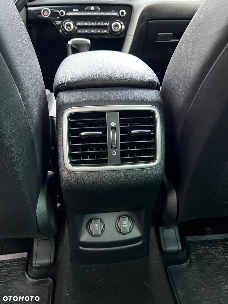 Kia Sportage 1.6 CRDI L Business Line 2WD DCT - 16