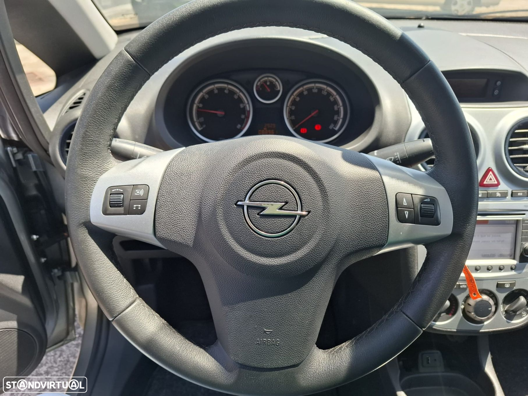 Opel Corsa 1.2 Go! FlexFuel - 21
